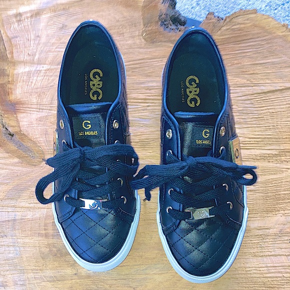 Women’s G by GUESS size 71/2 sneakers - Picture 4 of 14